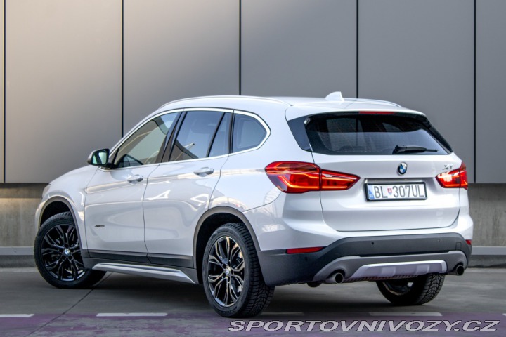 BMW X1 xDrive 20i xLine A/T / A 2018