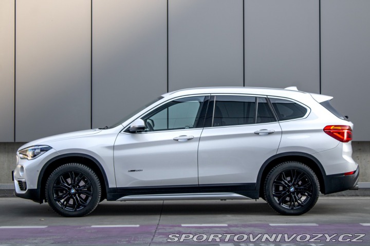BMW X1 xDrive 20i xLine A/T / A 2018