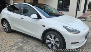 Tesla Model Y  2023