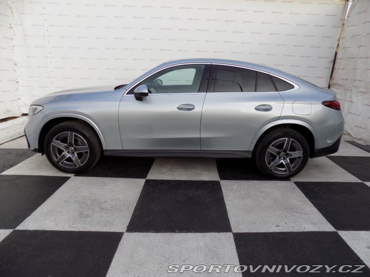 Mercedes-Benz Ostatní modely GLC 300e/AMG/4Matic/DPH/LED/ 2024