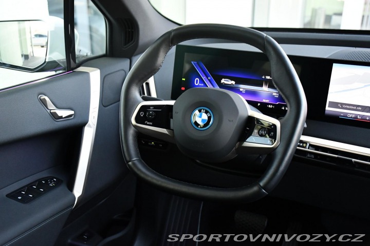 BMW iX xDrive40 1M 3L-ZÁRUKA 1M 2023