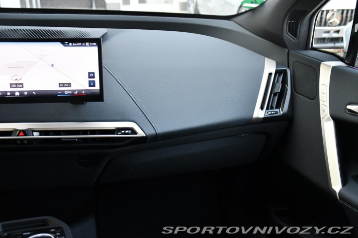 BMW iX xDrive40 1M 3L-ZÁRUKA 1M 2023