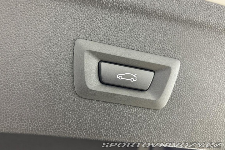 BMW iX xDrive45 2026