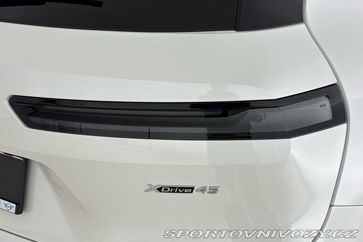 BMW iX xDrive45 2026