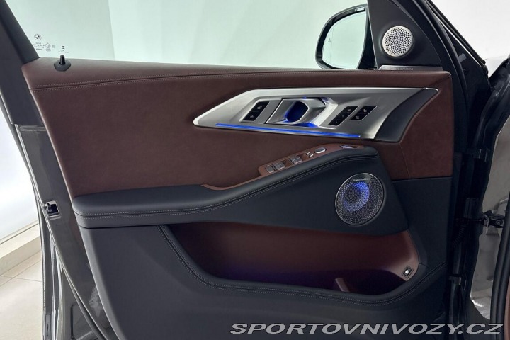 BMW XM 50e 2026