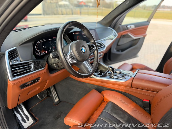 BMW X7 M50i 390kW 2022