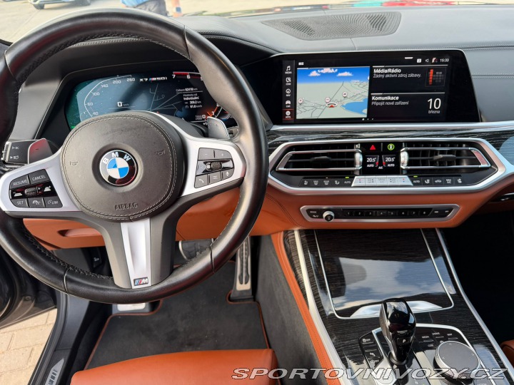 BMW X7 M50i 390kW 2022