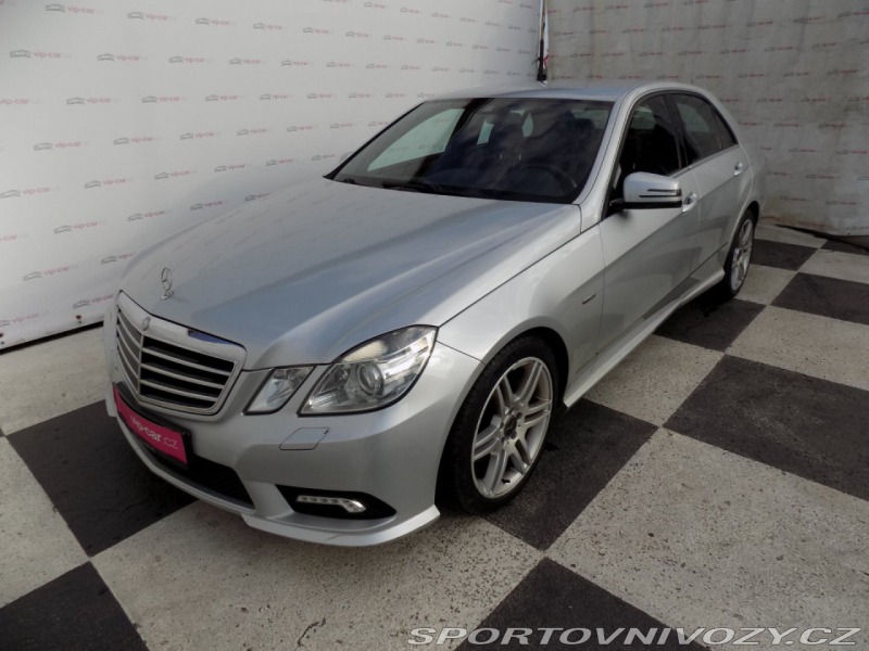 Mercedes-Benz E 220d/AMG-Line/AT/LED/bi-x