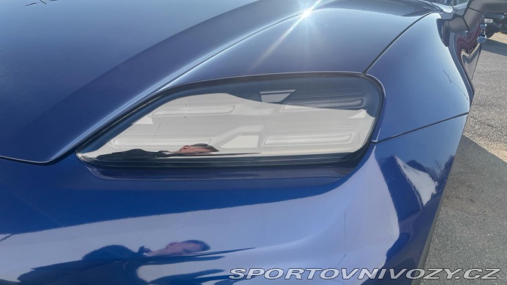 Porsche Macan Electric 2025