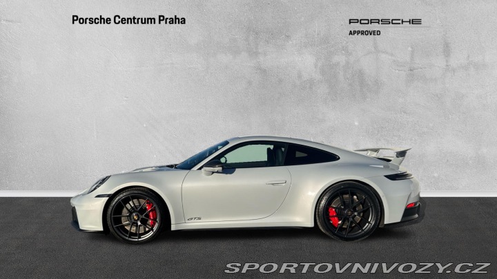 Porsche 911 GTS 2025