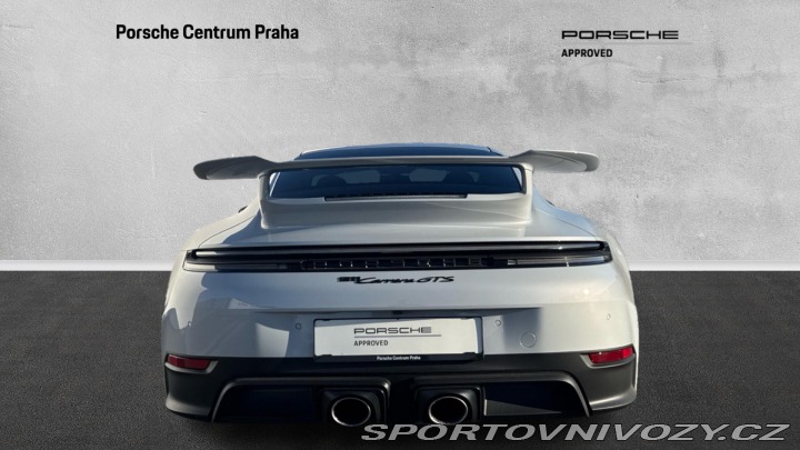 Porsche 911 GTS 2025