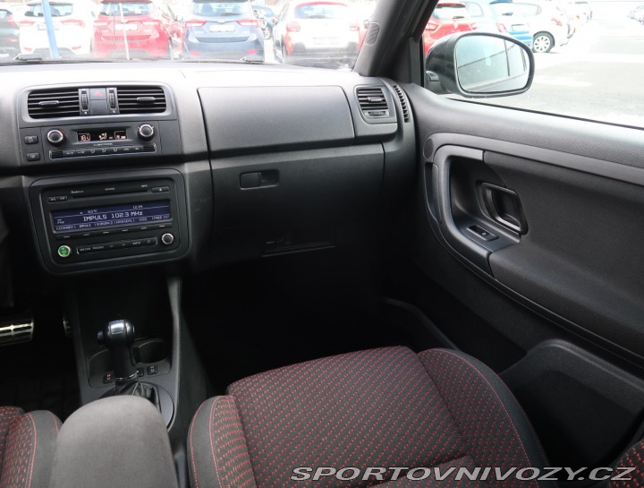 Škoda Fabia RS RS 1.4 TSI 2011