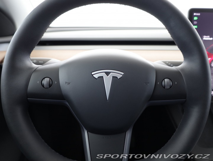 Tesla Model Y Long Range AWD 79kWh 2023