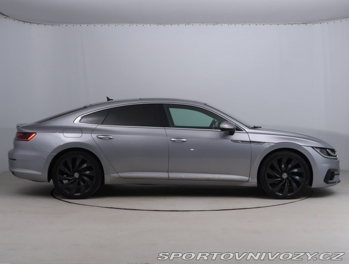 Volkswagen Arteon R-line 2.0 TSI 2019