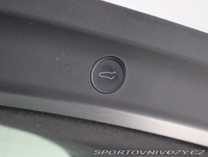 Tesla Model Y Long Range AWD 79kWh 2022