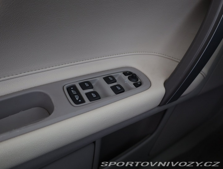 Volvo C70 Summum D4 2011