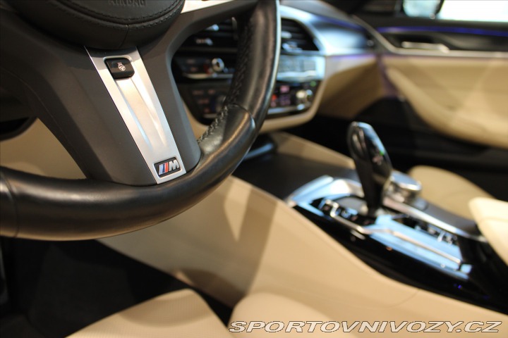 BMW 5 530d xDrive M Sport Pro D 2022