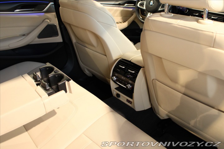 BMW 5 530d xDrive M Sport Pro D 2022