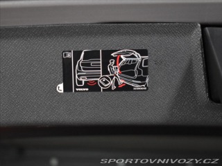 Volvo Ostatní modely XC90 2,0 T8 AWD ULTRA B&W, 2025