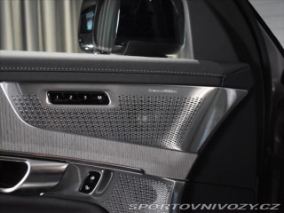 Volvo Ostatní modely XC90 2,0 T8 AWD ULTRA B&W, 2025
