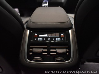 Volvo Ostatní modely XC90 2,0 T8 AWD Ultra B&W, 2025