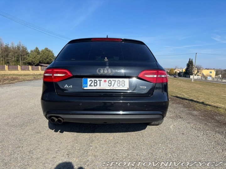 Audi A4 Avant 2,0   Facelift B8 2012