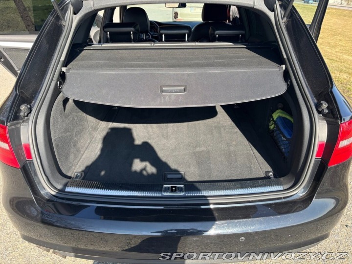 Audi A4 Avant 2,0   Facelift B8 2012