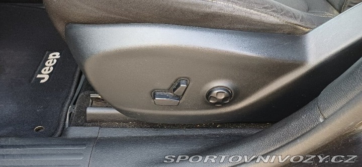 Ostatní značky Ostatní modely Jeep Cherokee 2,0   mjtd 1800