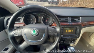 Škoda Superb 2,0   TDI 103 kW 2009