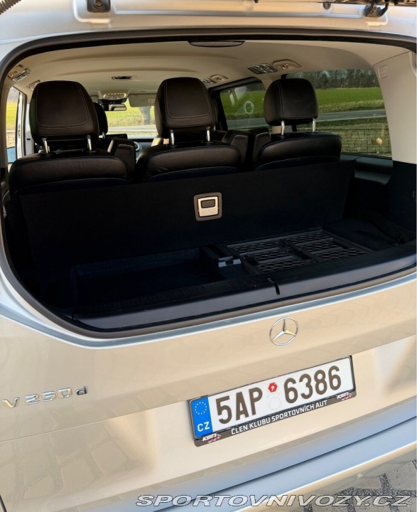 Mercedes-Benz Ostatní modely Třídy V 2,5   4x4 V250d 2016