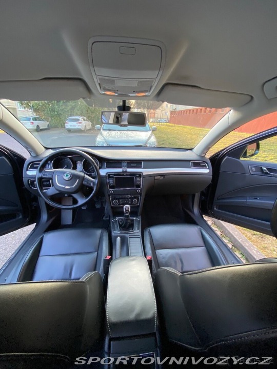 Škoda Superb 2,0   TDI, 125 kW, 4x4, k 2011