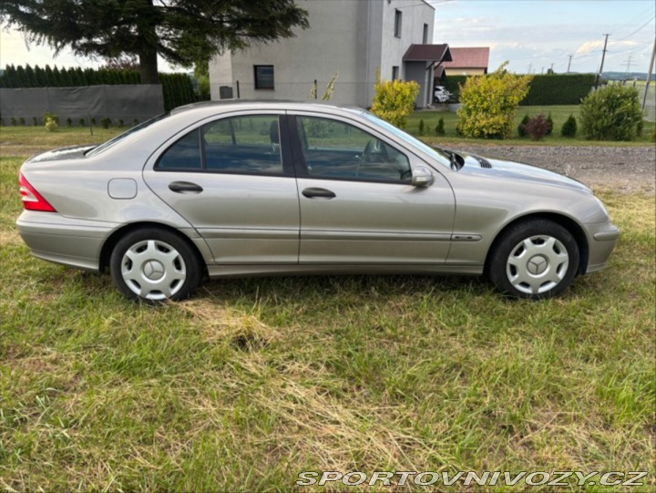 Mercedes-Benz C 1,8   180 2005