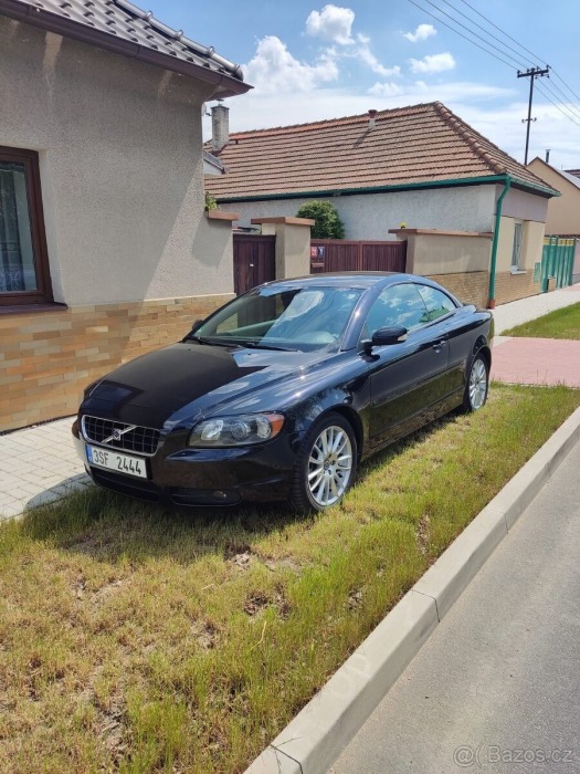 Volvo C70 2,5   T5 AT
