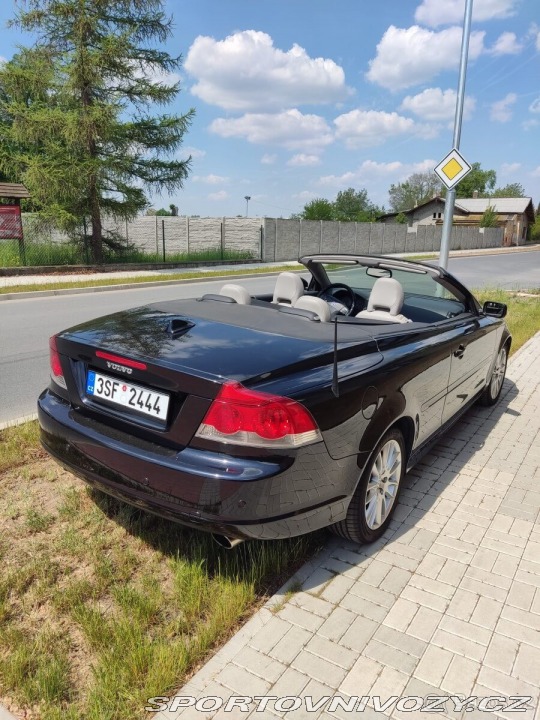 Volvo C70 2,5   T5 AT 2006