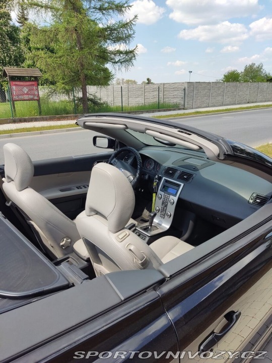 Volvo C70 2,5   T5 AT 2006