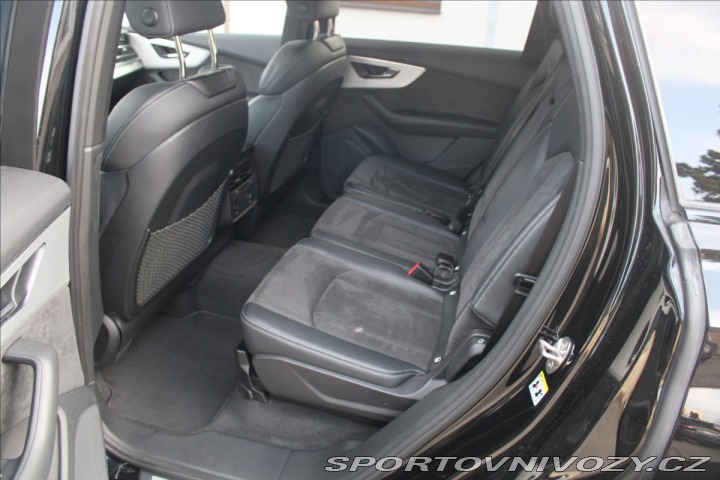 Audi Ostatní modely Q7 3,0   45TDI Quattro S-Lin 2021