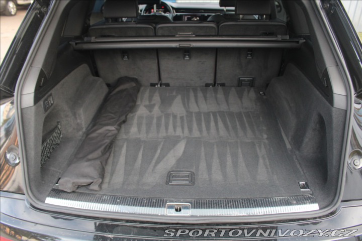 Audi Ostatní modely Q7 3,0   45TDI Quattro S-Lin 2021