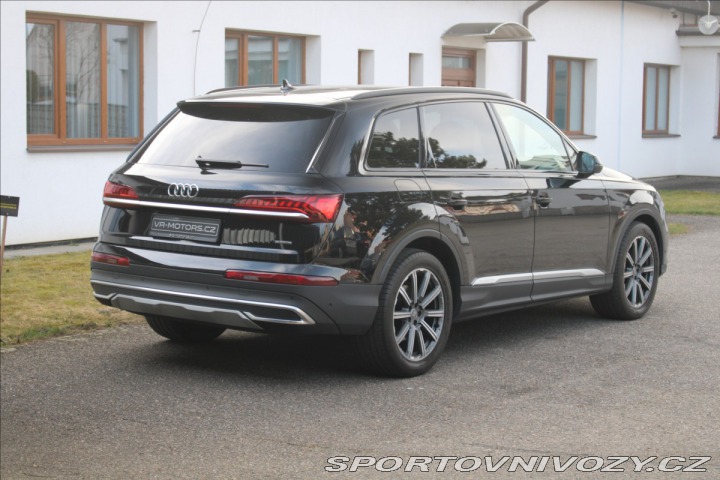 Audi Ostatní modely Q7 3,0   45TDI Quattro S-Lin 2021