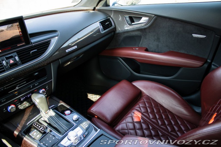Audi S7  2015
