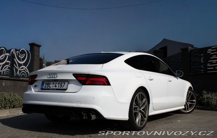Audi S7  2015