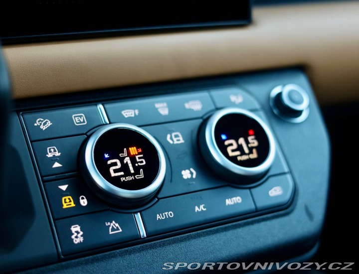 Ostatní značky Ostatní modely Land Rover Defender  110 P400 ehybrid X 2023