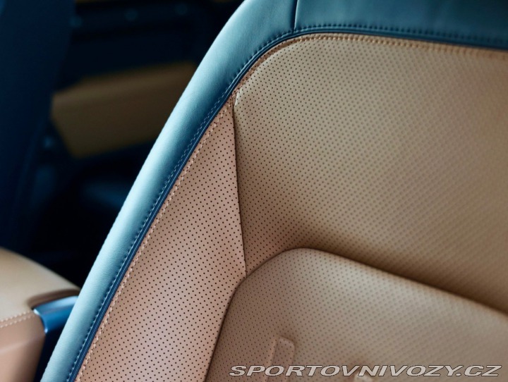 Ostatní značky Ostatní modely Land Rover Defender  110 P400 ehybrid X 2023