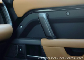 Ostatní značky Ostatní modely Land Rover Defender  110 P400 ehybrid X 2023