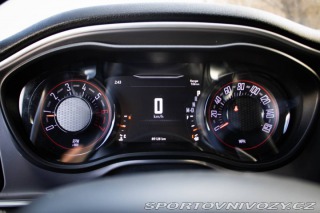 Dodge Challenger 5,7 HEMI RT / AJ NA SPLÁ 2019