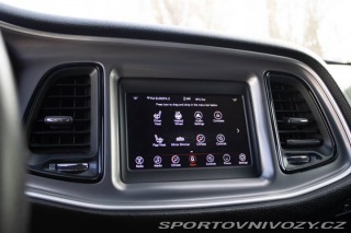 Dodge Challenger 5,7 HEMI RT / AJ NA SPLÁ 2019