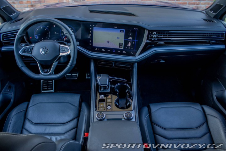 Volkswagen Ostatní modely Touareg  3.0 TDI V6 R-Line BLACK 2024