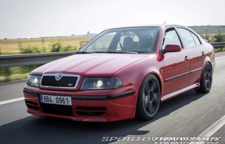 Škoda Octavia RS  2001