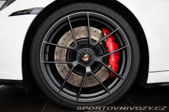 Porsche 911 (992.2) Carrera GTS BOSE/ 2025