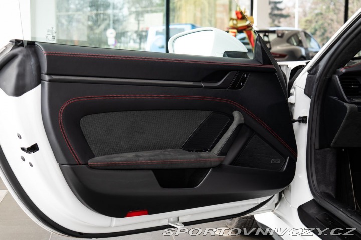 Porsche 911 (992.2) Carrera GTS BOSE/ 2025