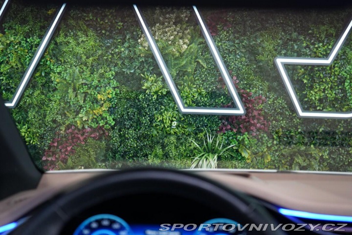 Mercedes-Benz Ostatní modely EQE 53*AMG*4M+*TV*VZDUCH*PAS- 2022